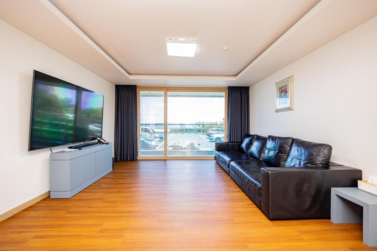 Jeju Arumdaun Resort Sihung-ni Ngoại thất bức ảnh